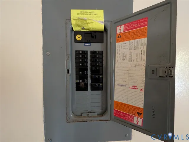 $159,900 | 308 Hicksford Avenue, Emporia, VA 23847