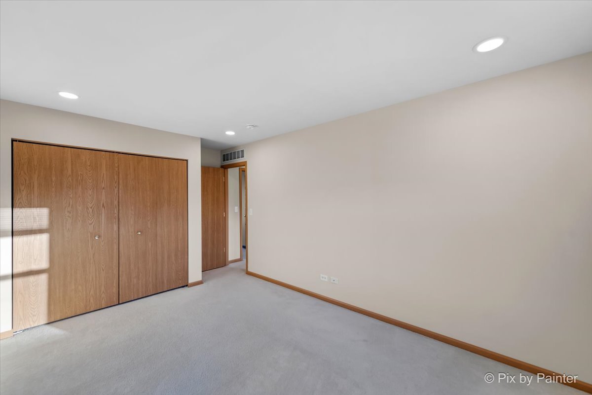 1065 Port Royal Road Pingree Grove, IL 60140 - Photo 24 of 40
