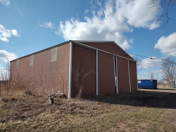 $315,000 | 1982 North Meridian Road, Rockford, IL 61101