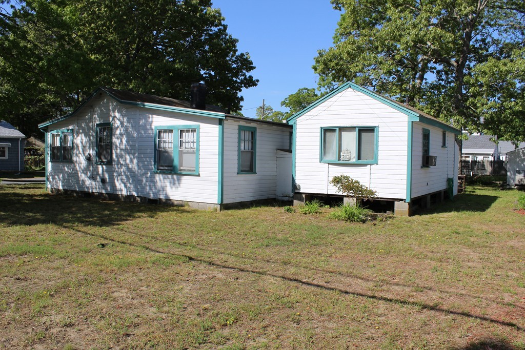 1 Swift Avenue Wareham, MA 02571 - Photo 4 of 10