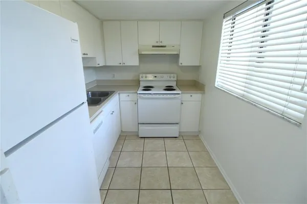 $1,350 | 5310 26th Street West, Unit 502, Bradenton, FL 34207