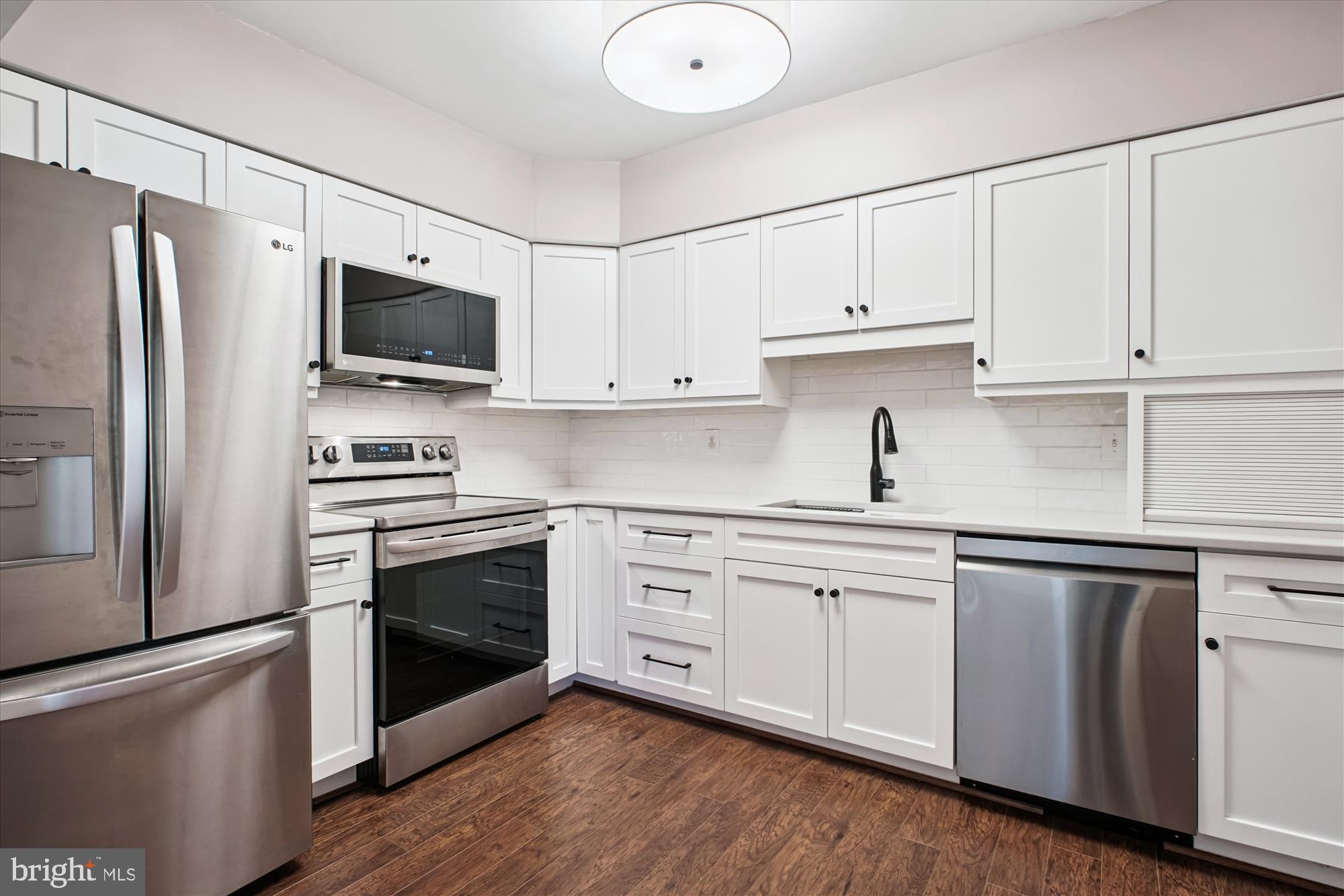 5505 Seminary Road, Unit 419N Falls Church, VA 22041 - Photo 9 of 35 Kitchen fully updated