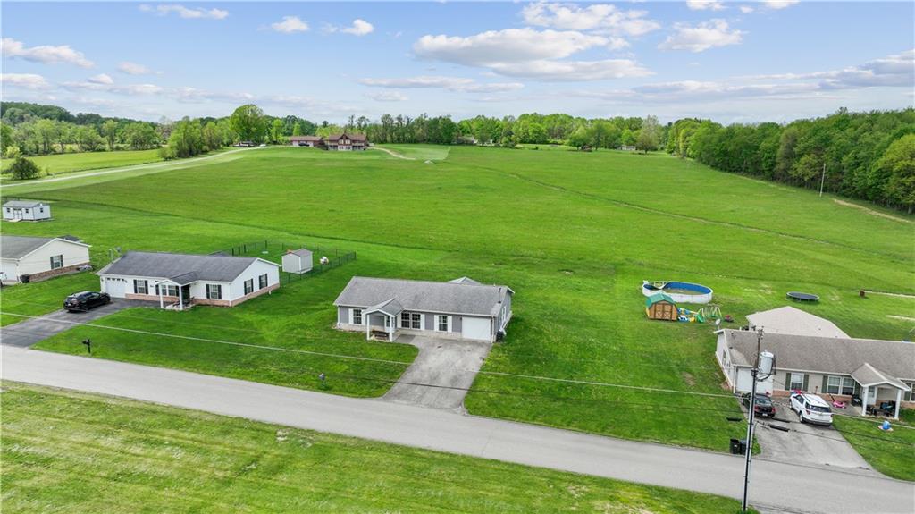 2109 Ridge Boulevard Connellsville, PA 15425 - Photo 18 of 22 a view of a table and chairs in the garden
