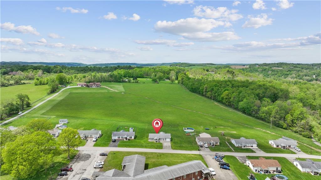 2109 Ridge Boulevard Connellsville, PA 15425 - Photo 2 of 22 a view of a big yard
