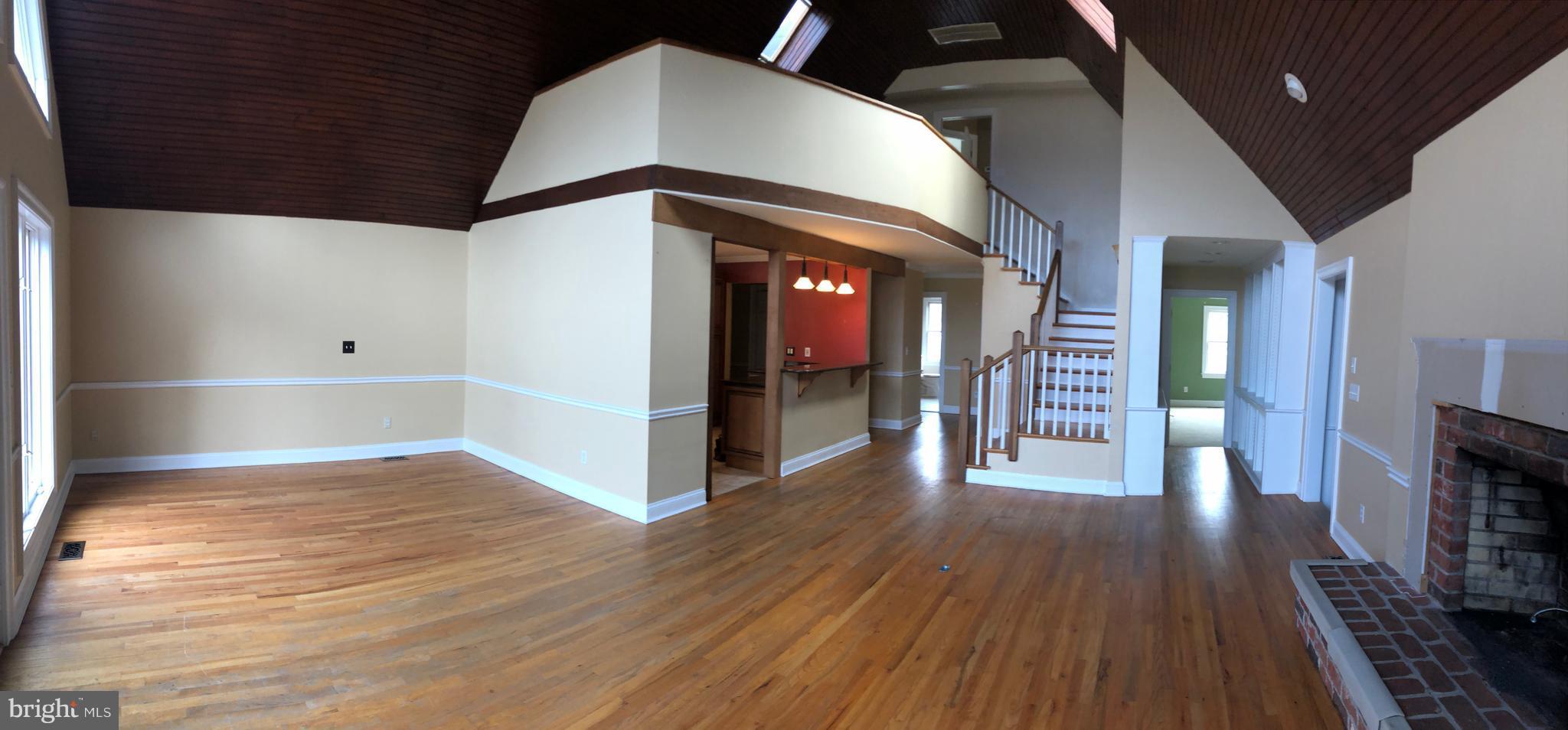 31032 Bruceville Road Trappe, MD 21673 - Photo 10 of 16 Living Room