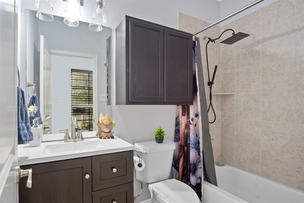 211 Debbie Way Red Oak, TX 75154 - Photo 26 of 39