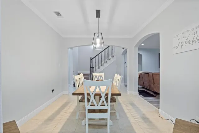 $430,000 | 211 Debbie Way, Red Oak, TX 75154