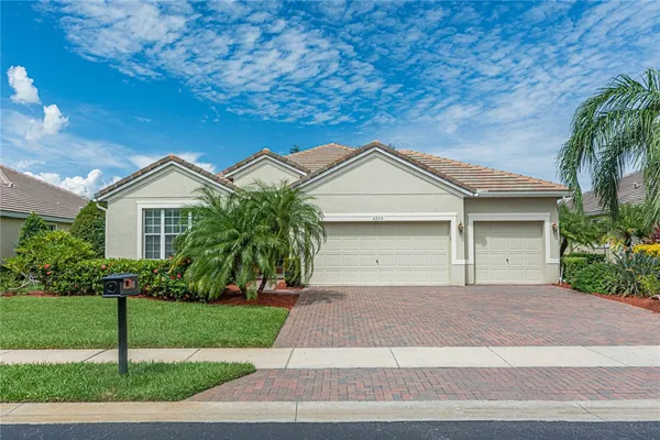 $650,000 | 4250 Diamond Square, Vero Beach, FL 32967