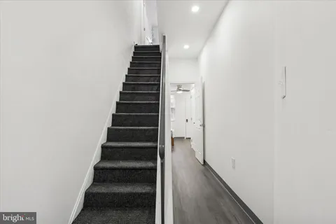 a view of an entryway