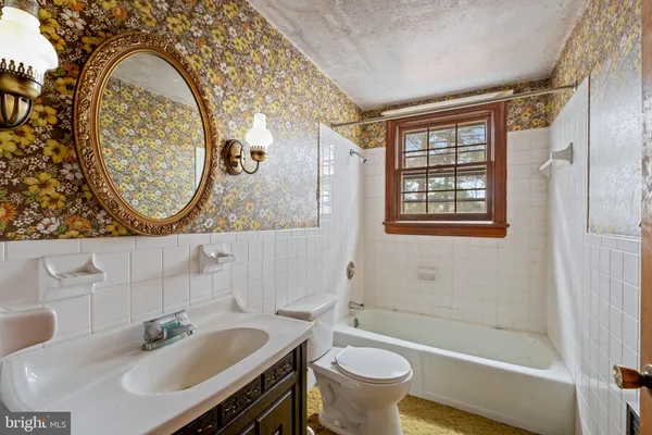 $329,000 | 1002 Laurel Street, Pocomoke City, MD 21851