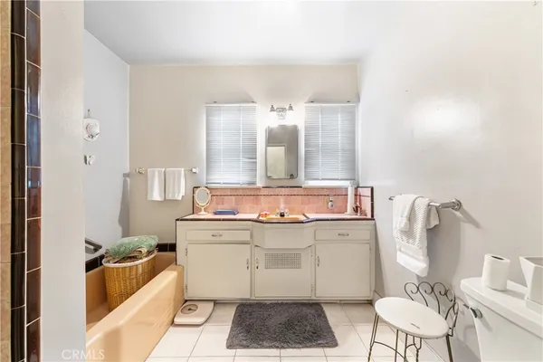 $850,000 | 640 West Palmer Street, Compton, CA 90220