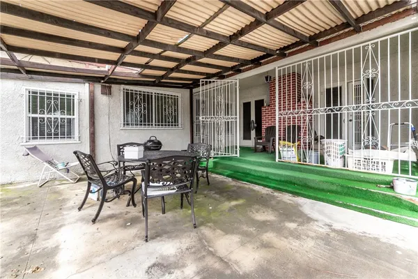 $850,000 | 640 West Palmer Street, Compton, CA 90220