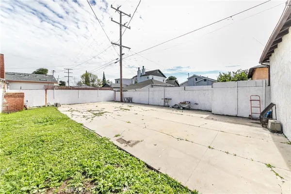 $850,000 | 640 West Palmer Street, Compton, CA 90220