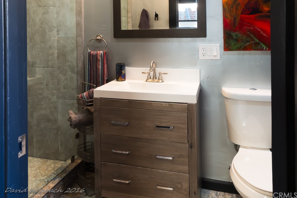 421 West 3rd Street Long Beach, CA 90802 - Photo 12 of 35