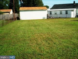 1313 New Rodgers Road Levittown, PA 19056 - Photo 4 of 5 Gallery Image 4