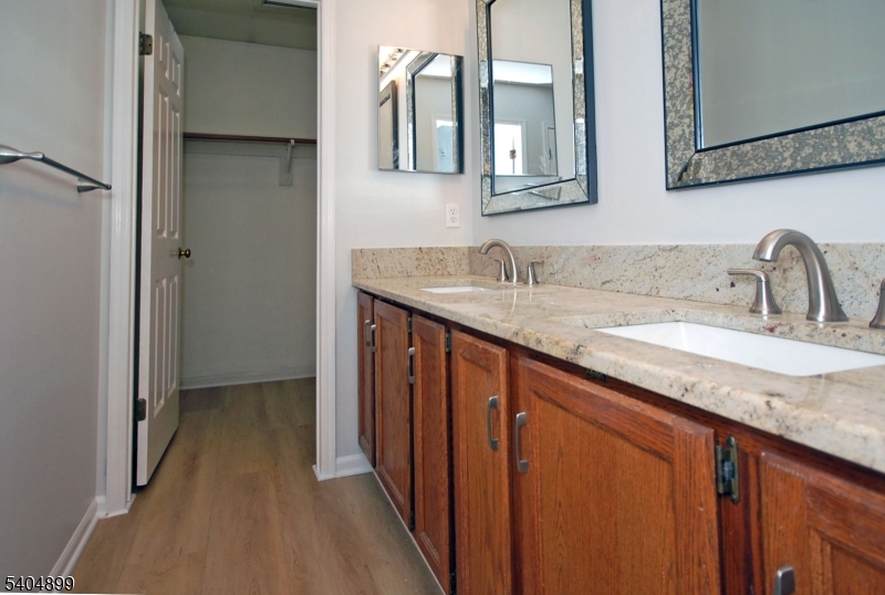 3 Valley View Court Bedminster, NJ 07921 - Photo 14 of 28