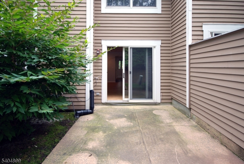 3 Valley View Court Bedminster, NJ 07921 - Photo 21 of 28