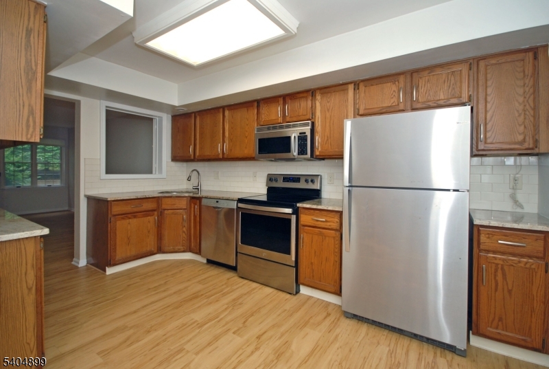 3 Valley View Court Bedminster, NJ 07921 - Photo 7 of 28