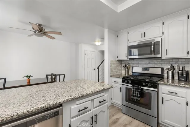 $605,000 | 11274 Morrison Street, Unit 2, North Hollywood, CA 91601