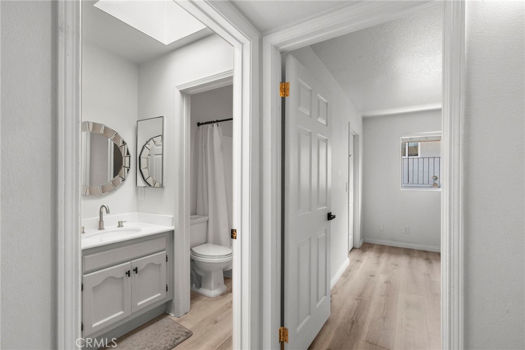 11274 Morrison Street, Unit 2 North Hollywood, CA 91601 - Photo 23 of 37 Bathroom 3 (In Upstairs Hallway with Laundry Area & Adjacent to Bedroom 2)