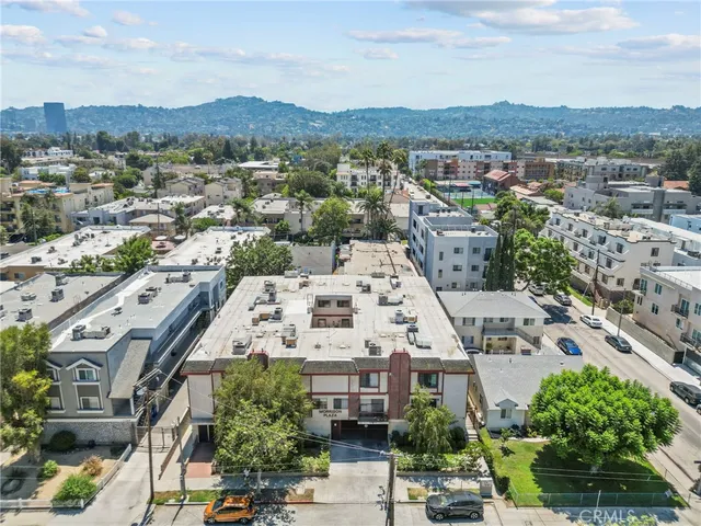 $605,000 | 11274 Morrison Street, Unit 2, North Hollywood, CA 91601