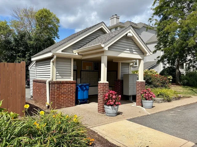 $463,000 | 200 Falls Boulevard, Unit B305, Quincy, MA 02169