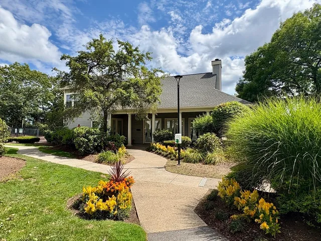 $463,000 | 200 Falls Boulevard, Unit B305, Quincy, MA 02169