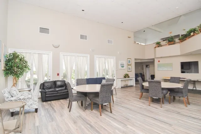 $463,000 | 200 Falls Boulevard, Unit B305, Quincy, MA 02169