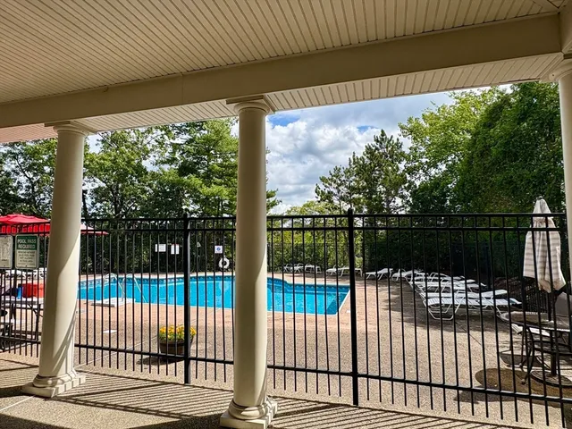 $463,000 | 200 Falls Boulevard, Unit B305, Quincy, MA 02169