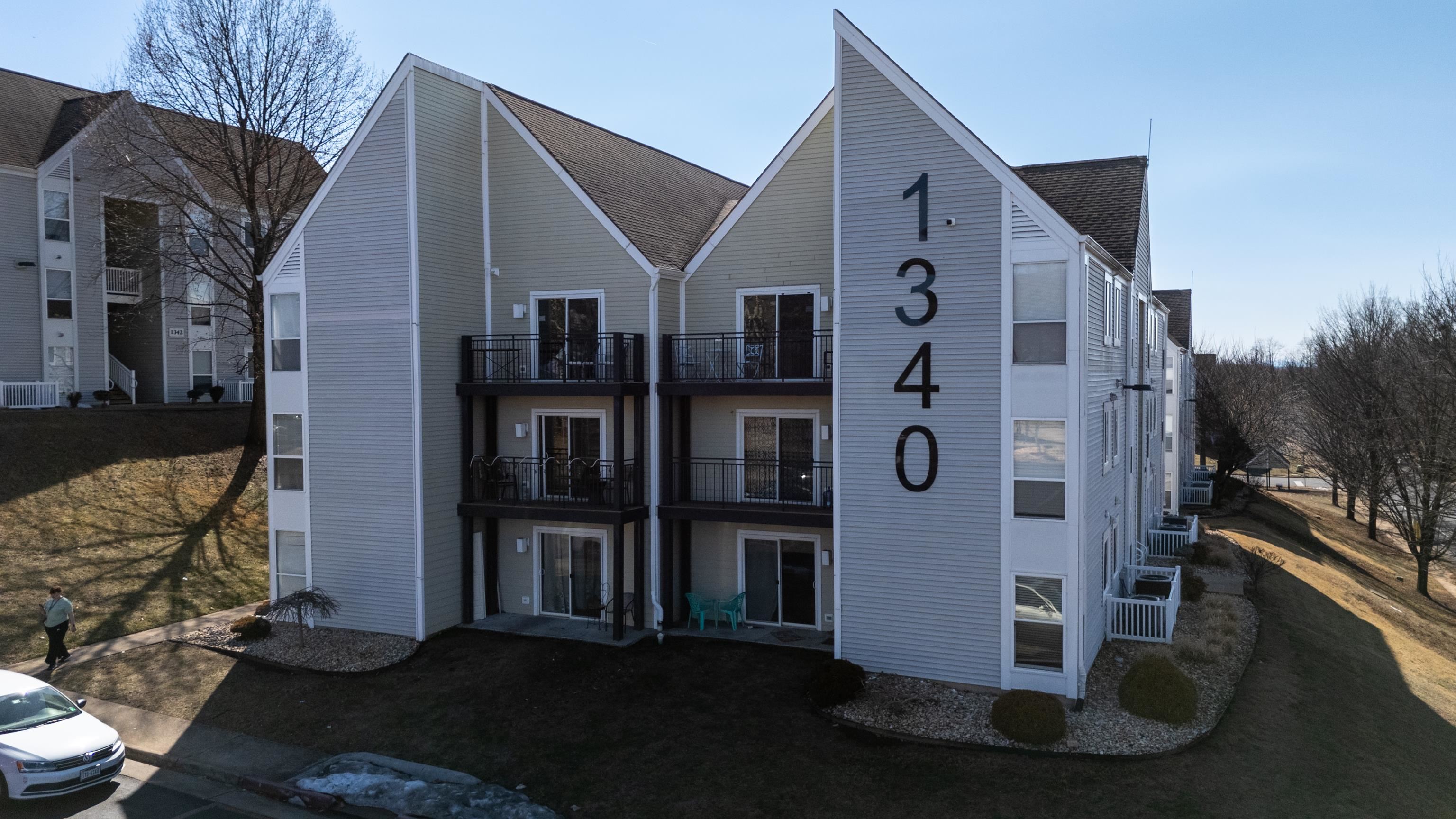 1340 Hunters Road, Unit D Harrisonburg, VA 22801 - Photo 5 of 35