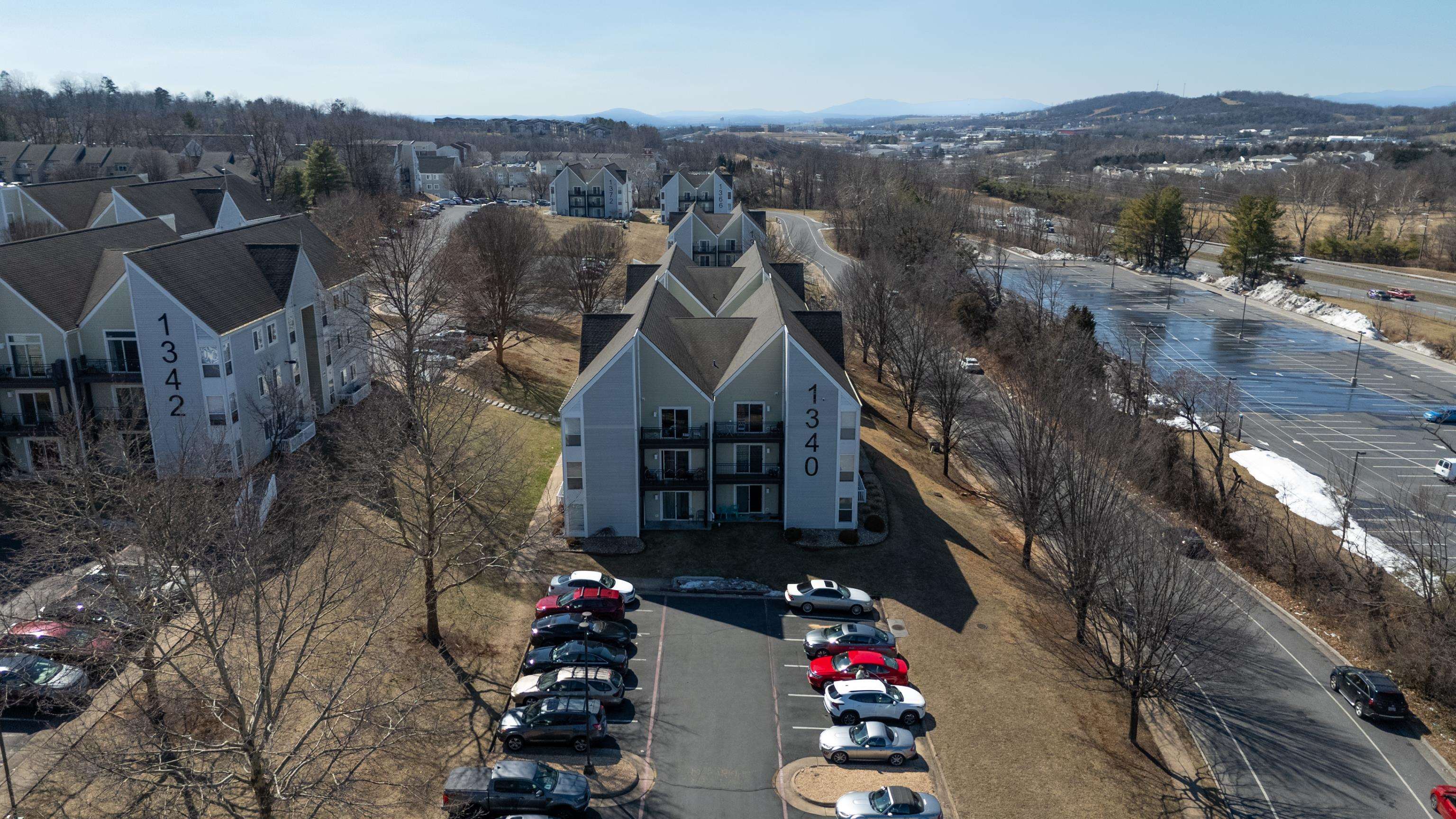 1340 Hunters Road, Unit D Harrisonburg, VA 22801 - Photo 8 of 35