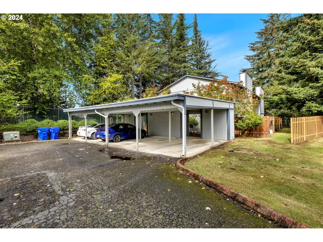 $300,000 | 4117 Northeast 8th Street, Gresham, OR 97030