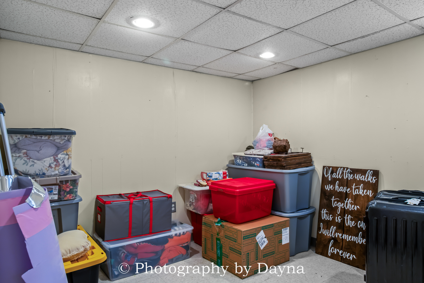 545 South Fraser Avenue Kankakee, IL 60901 - Photo 25 of 33 a room with furniture
