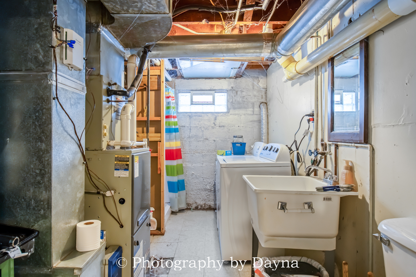 545 South Fraser Avenue Kankakee, IL 60901 - Photo 26 of 33 a utility room with dryer and washer