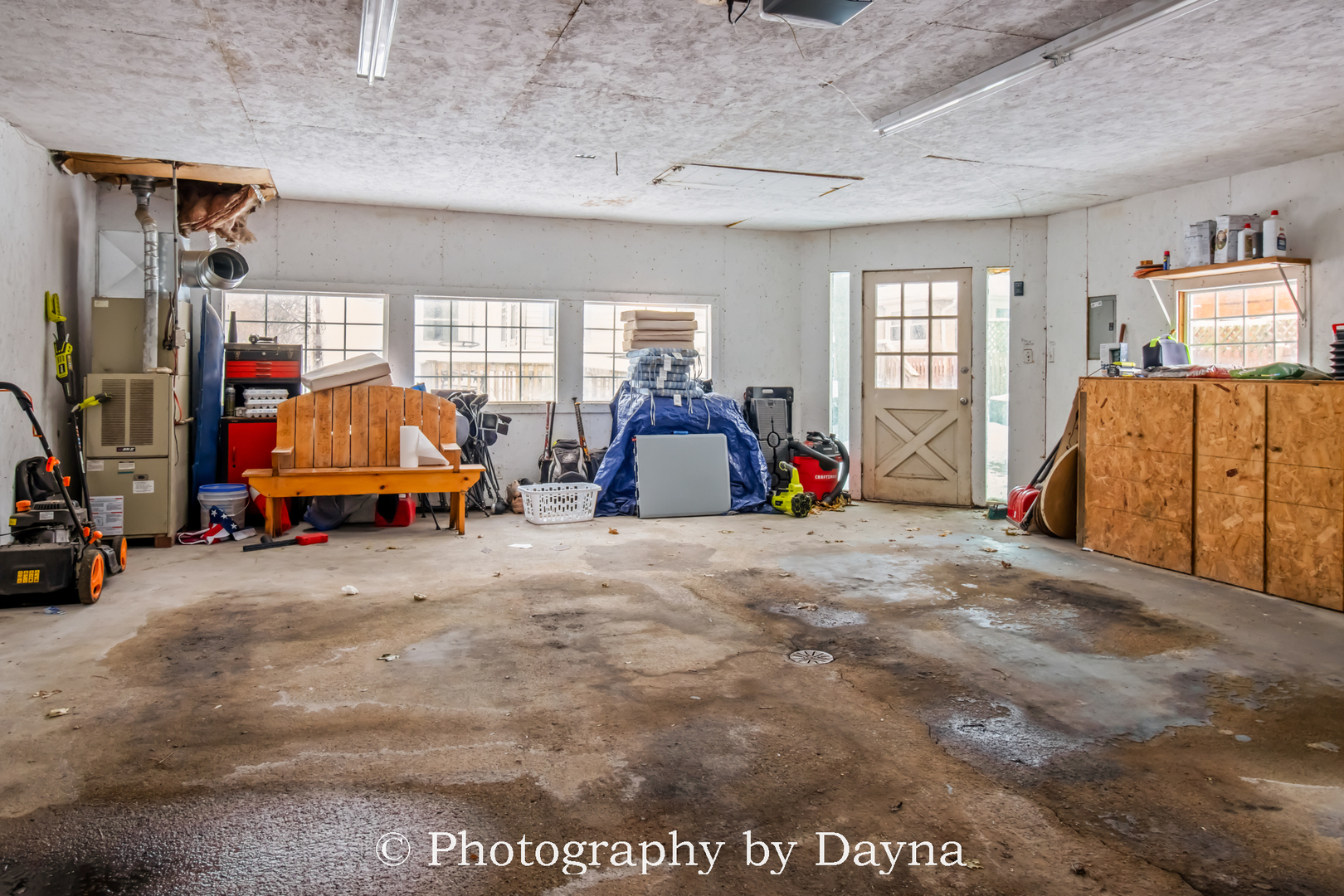 545 South Fraser Avenue Kankakee, IL 60901 - Photo 28 of 33 a view of car garage