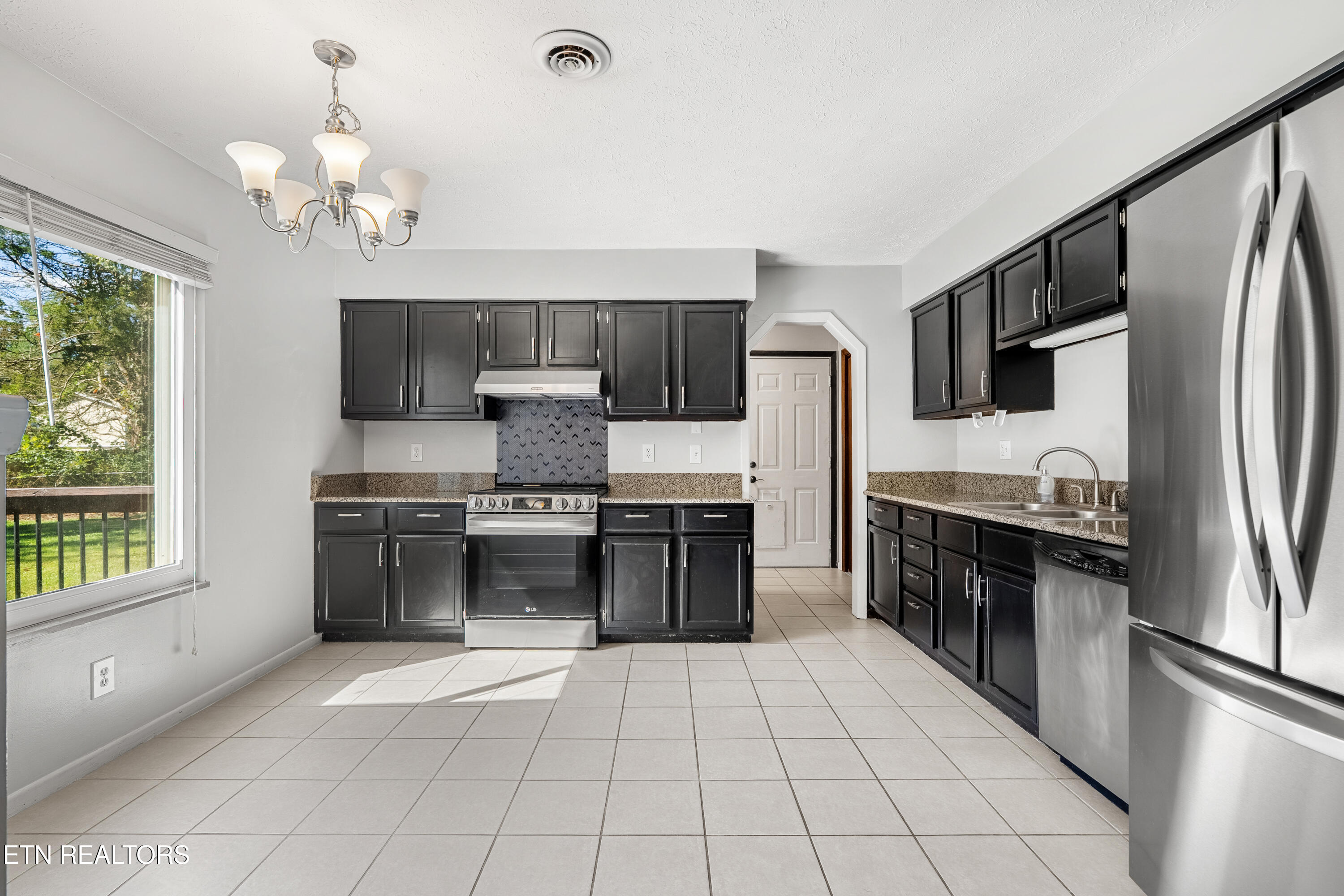 417 Oran Road Knoxville, TN 37934 - Photo 12 of 36 DSC06060-HDR