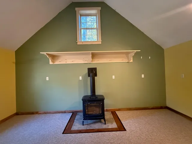 $2,000 | 9 Depot Road, Unit CARRIAGE HOUSE, Chichester, NH 03258