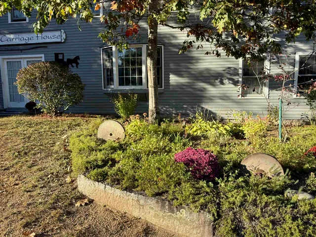 $2,000 | 9 Depot Road, Unit CARRIAGE HOUSE, Chichester, NH 03258