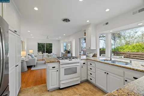 $1,365,000 | 2080 Essenay Avenue, Walnut Creek, CA 94597