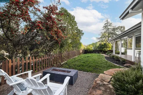 $1,365,000 | 2080 Essenay Avenue, Walnut Creek, CA 94597