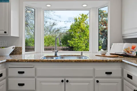 $1,365,000 | 2080 Essenay Avenue, Walnut Creek, CA 94597