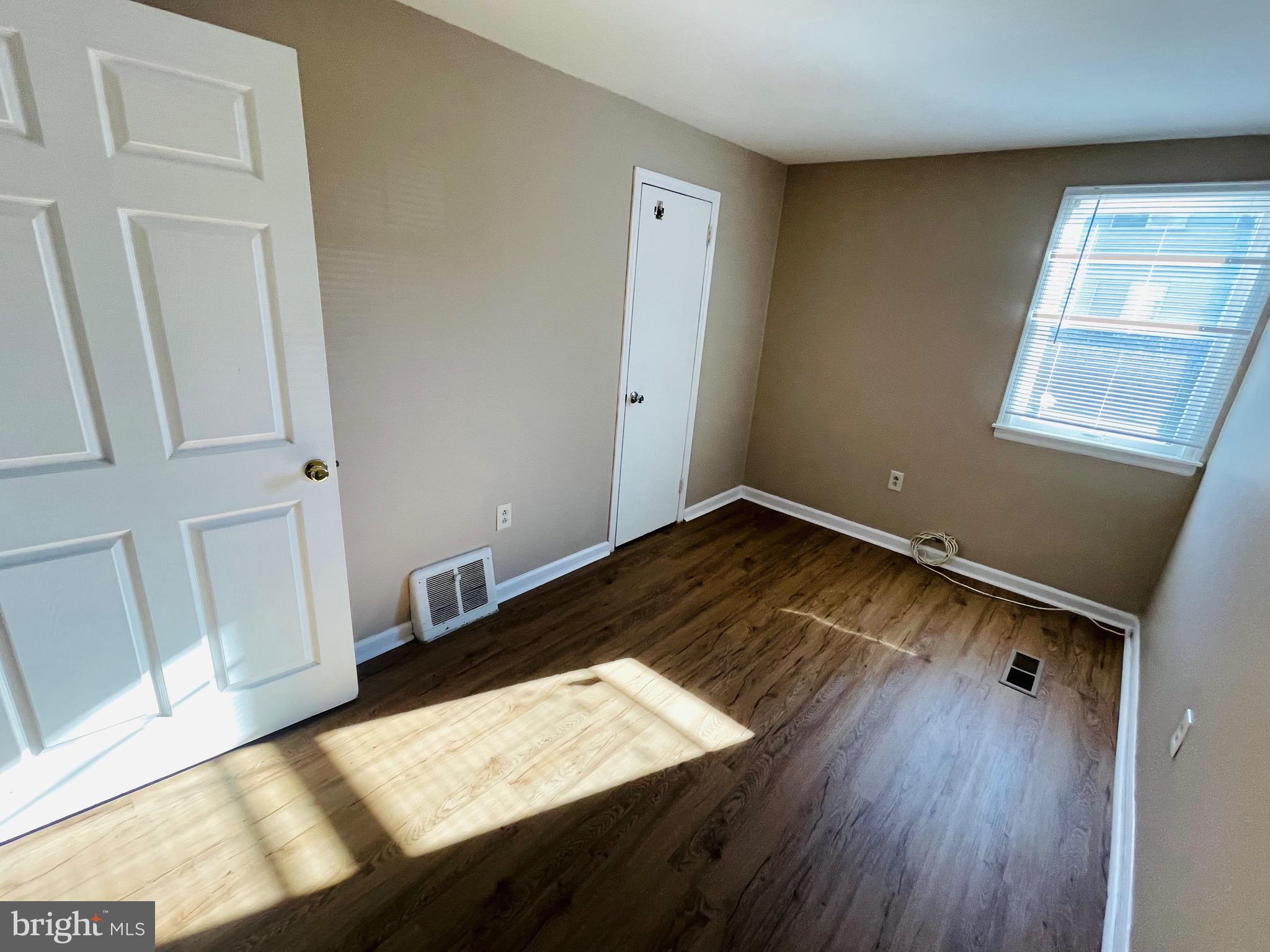 2819 Haddonfield Road Pennsauken, NJ 08110 - Photo 8 of 29