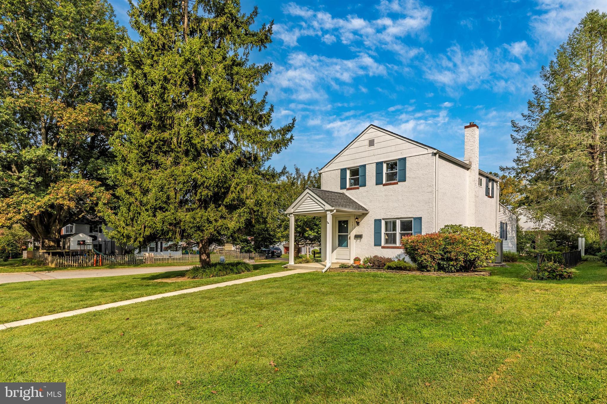 131 Redford Road Oreland, PA 19075 - Photo 1 of 85 Gallery Image 1