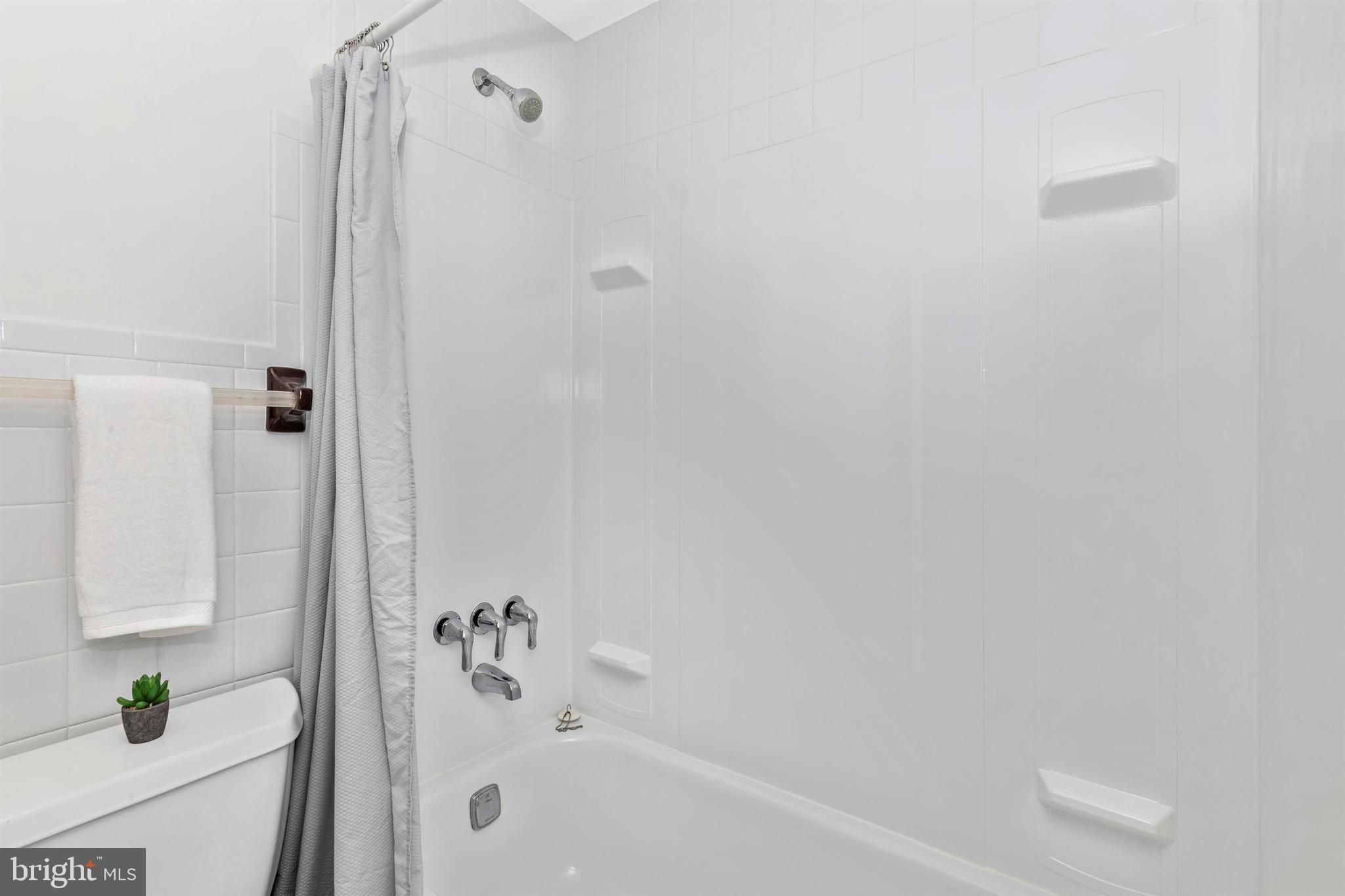 131 Redford Road Oreland, PA 19075 - Photo 48 of 85 Gallery Image 48