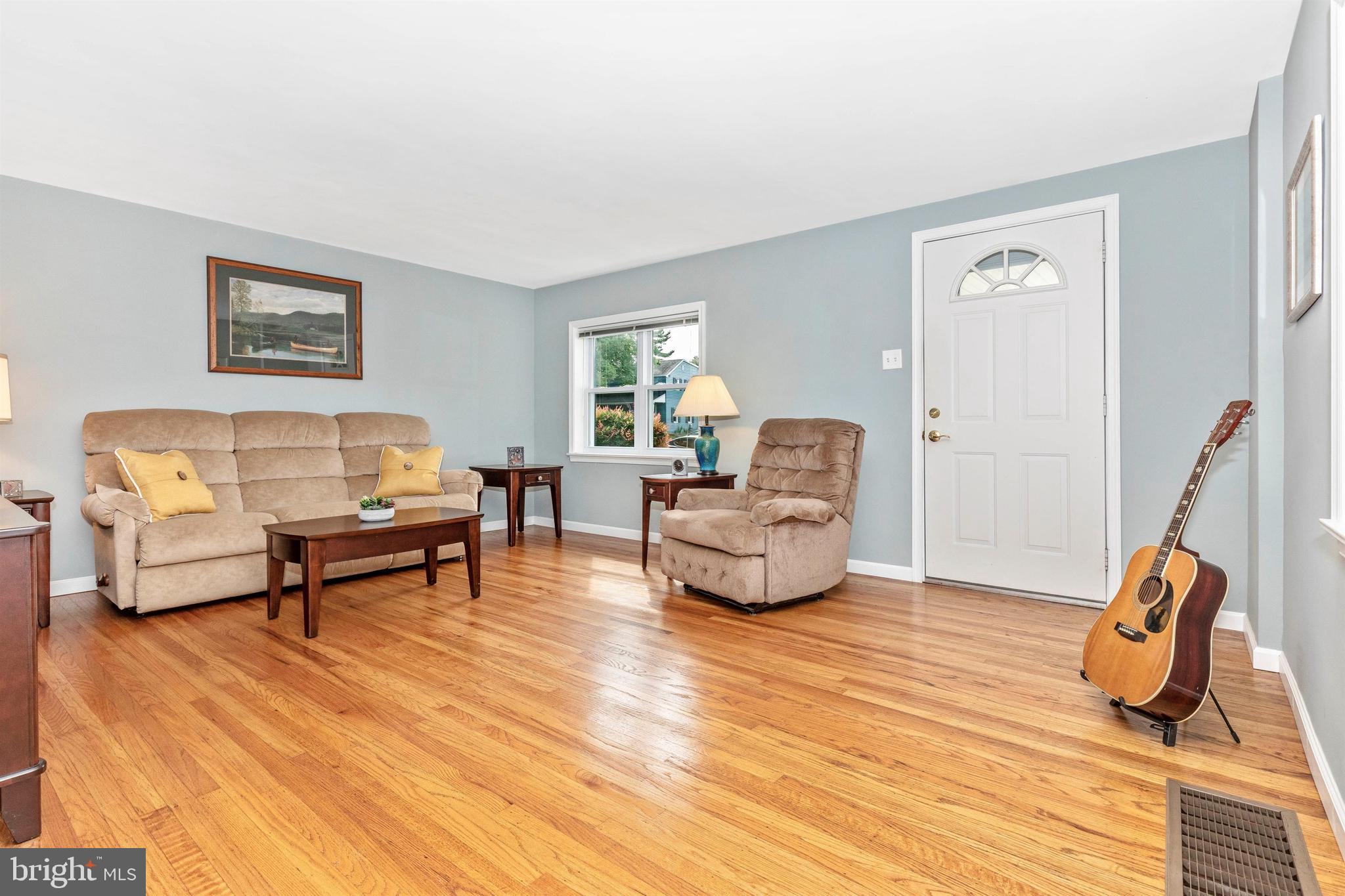 131 Redford Road Oreland, PA 19075 - Photo 6 of 85 Gallery Image 6