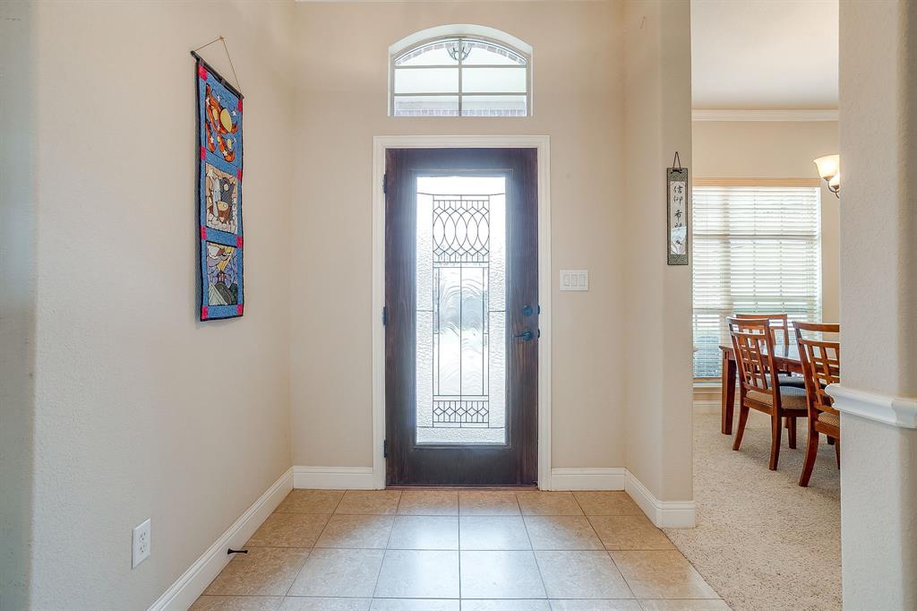 9815 Ravenswood Road Granbury, TX 76049 - Photo 4 of 40 a view of livingroom with furniture