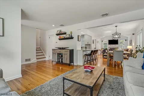 $799,000 | 48 Woodland Avenue, Verona, NJ 07044