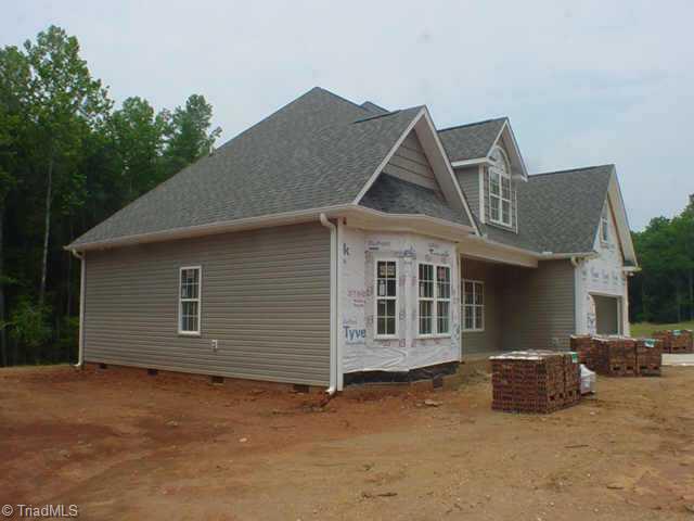 14 Barrocliff Road Clemmons, NC 27012 - Photo 2 of 5 Other.