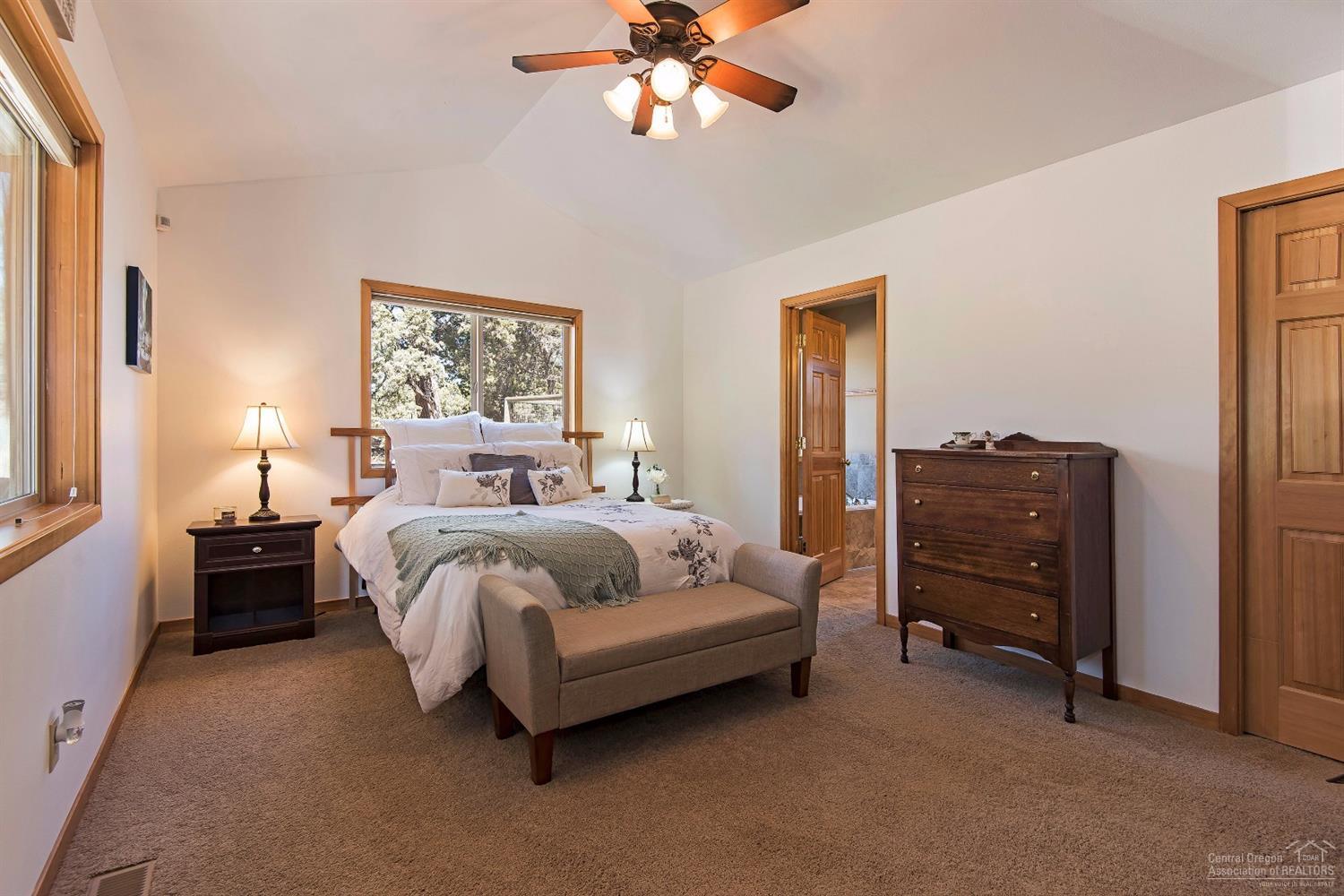 64080 Deschutes Market Road Bend, OR 97701 - Photo 11 of 25 Additional Photo
