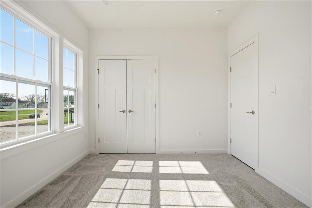 175 Raven Circle Sarver, PA 16055 - Photo 10 of 18 Second bedroom